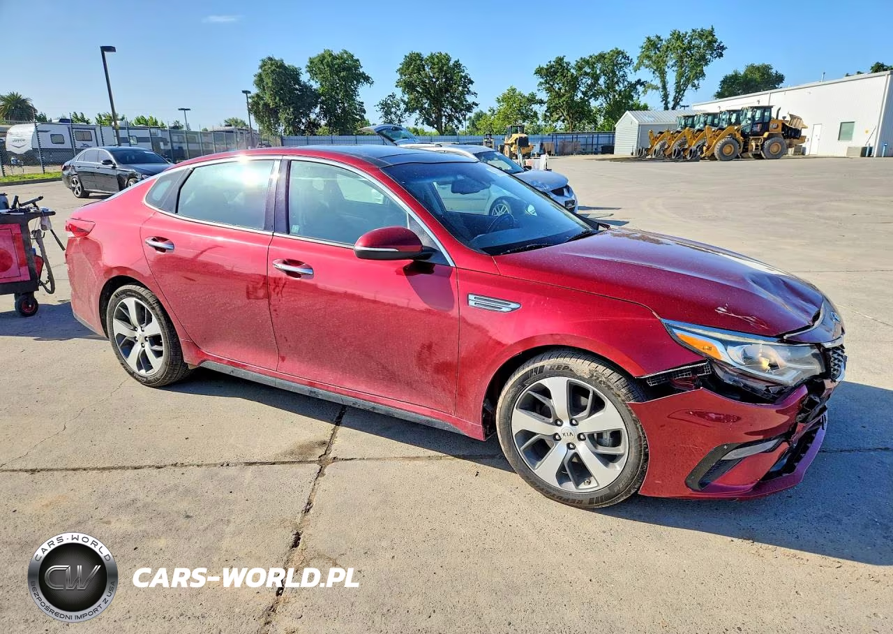 2019 Kia Optima S VIN:5XXGT4L33KG371819 - 4