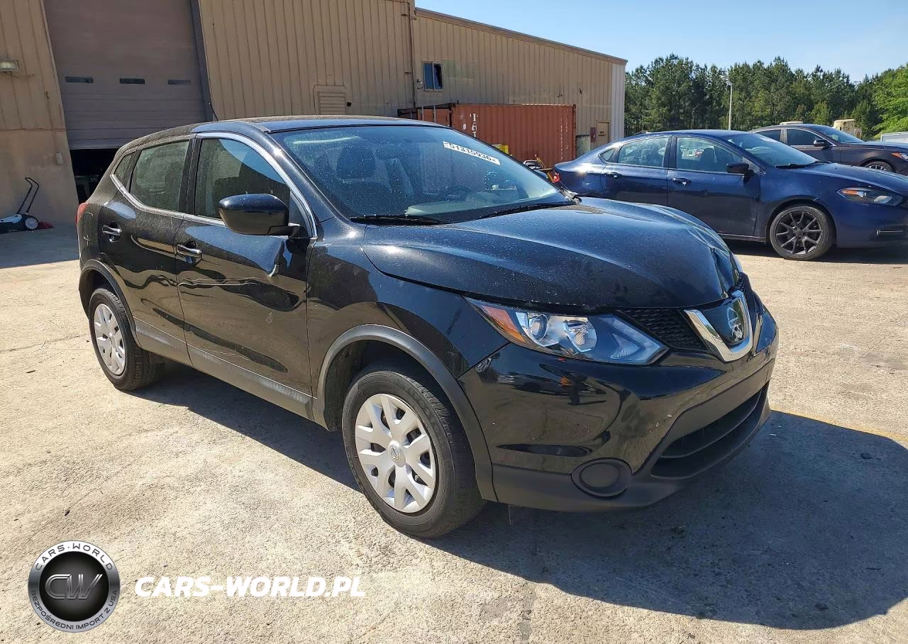 2019 Nissan Rogue Sport S VIN:JN1BJ1CR5KW350863 - 4