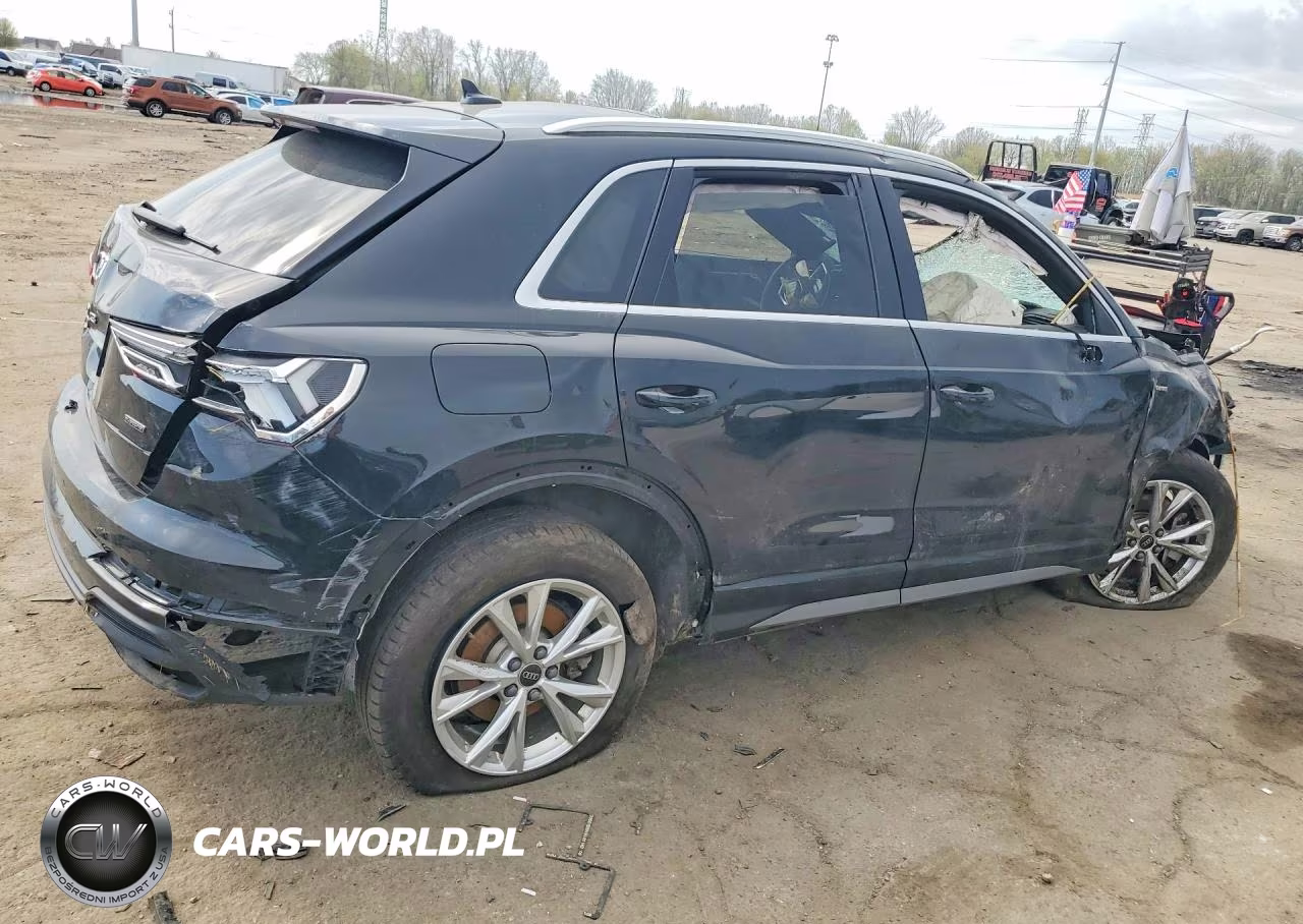2025 Audi Q3 Premium S Line 45 VIN:WA1DECF30S1004529 - 3