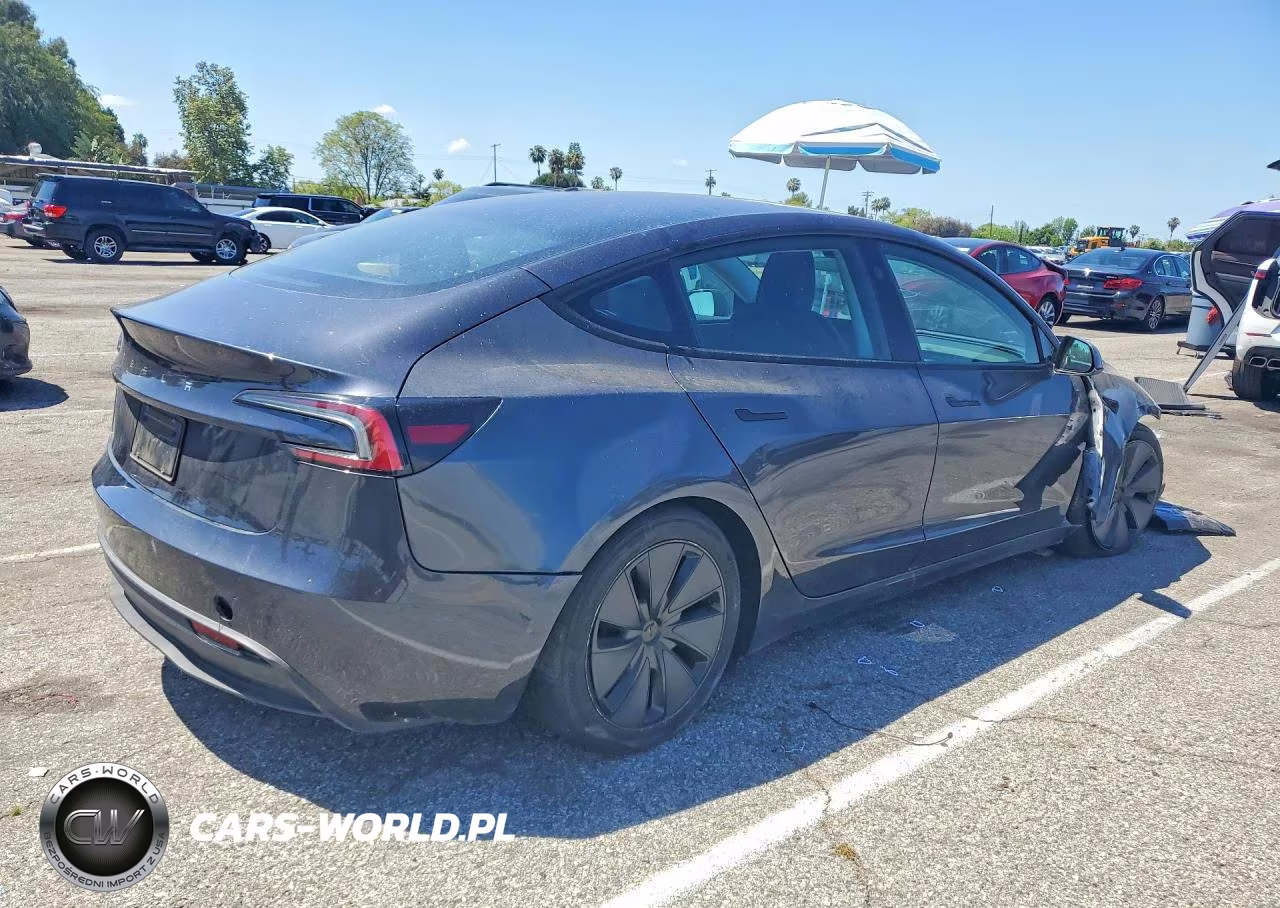 2024 Tesla Model 3 VIN:5YJ3E1EA0RF742130 - 3
