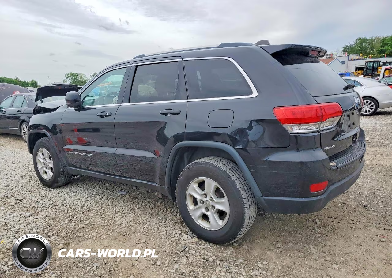 2015 Jeep Grand Cherokee Laredo VIN:1C4RJFAG3FC157614 - 2