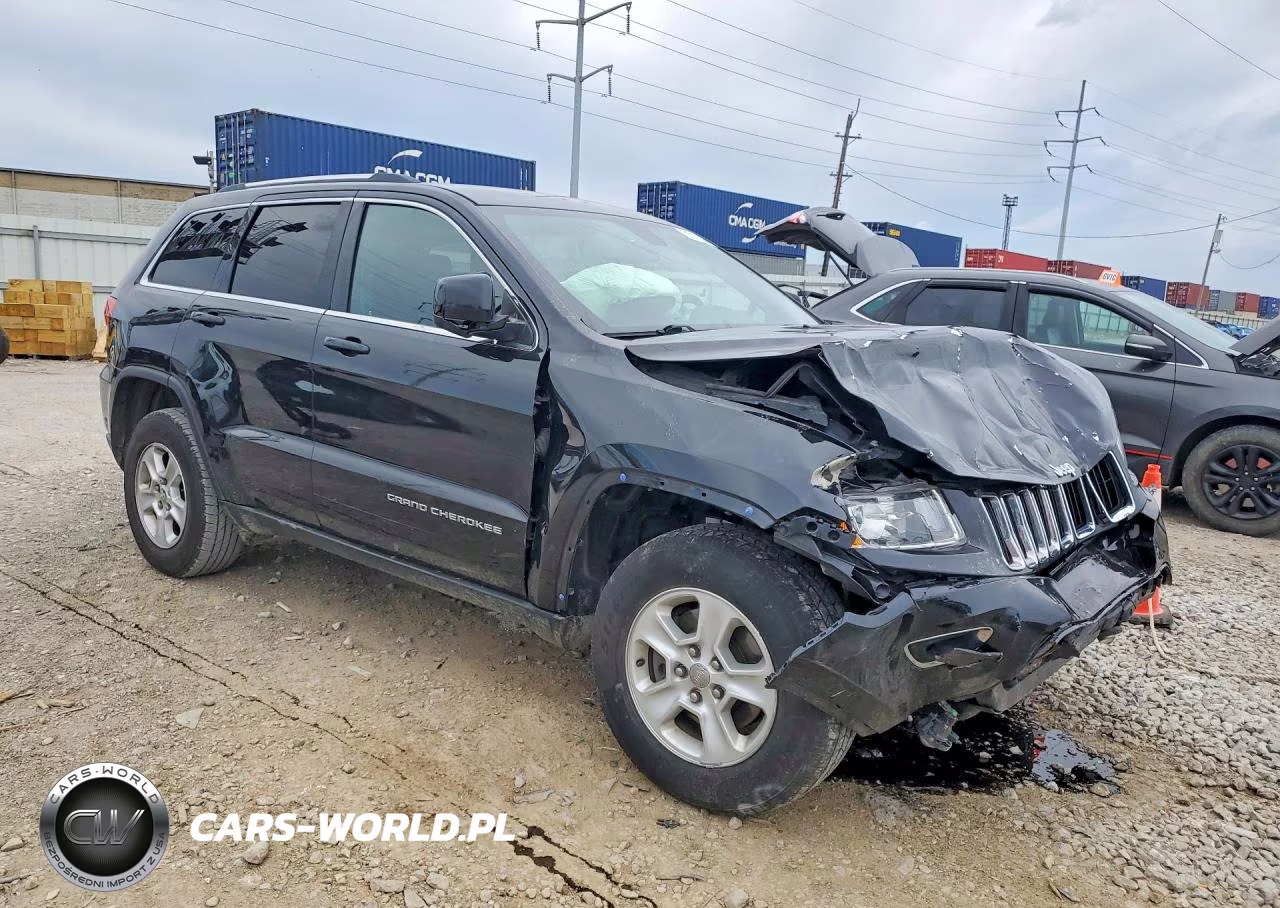 2015 Jeep Grand Cherokee Laredo VIN:1C4RJFAG3FC157614 - 4