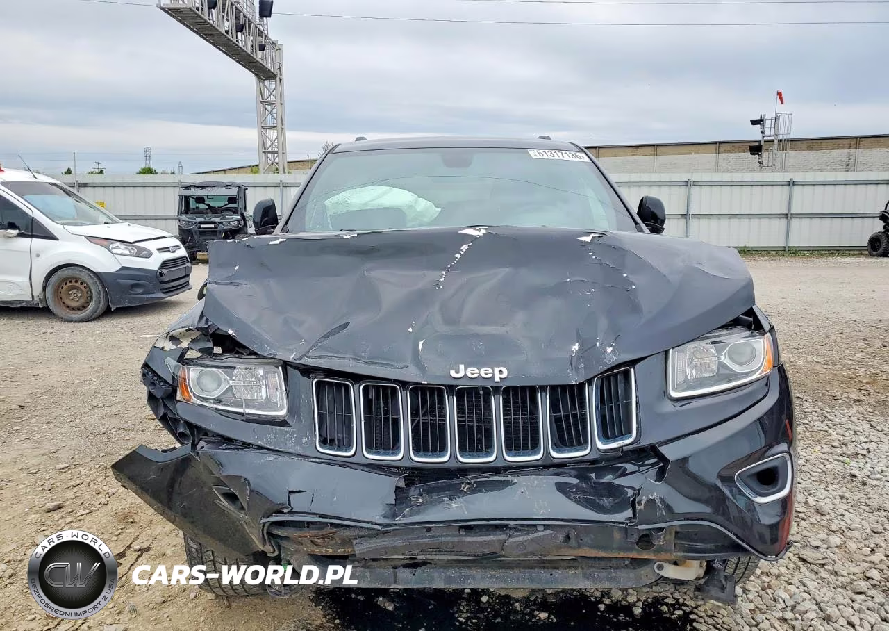 2015 Jeep Grand Cherokee Laredo VIN:1C4RJFAG3FC157614 - 5