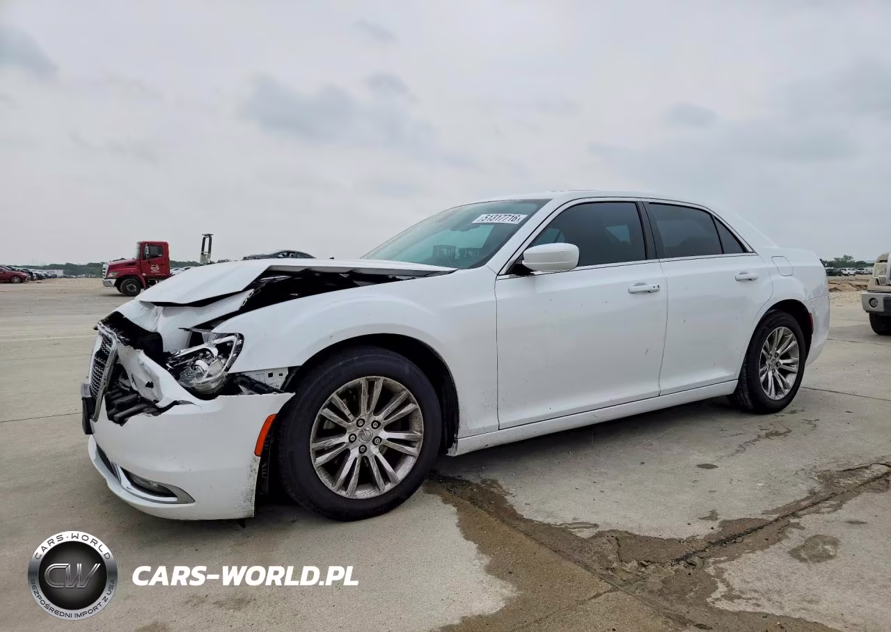 2016 Chrysler 300 Limited