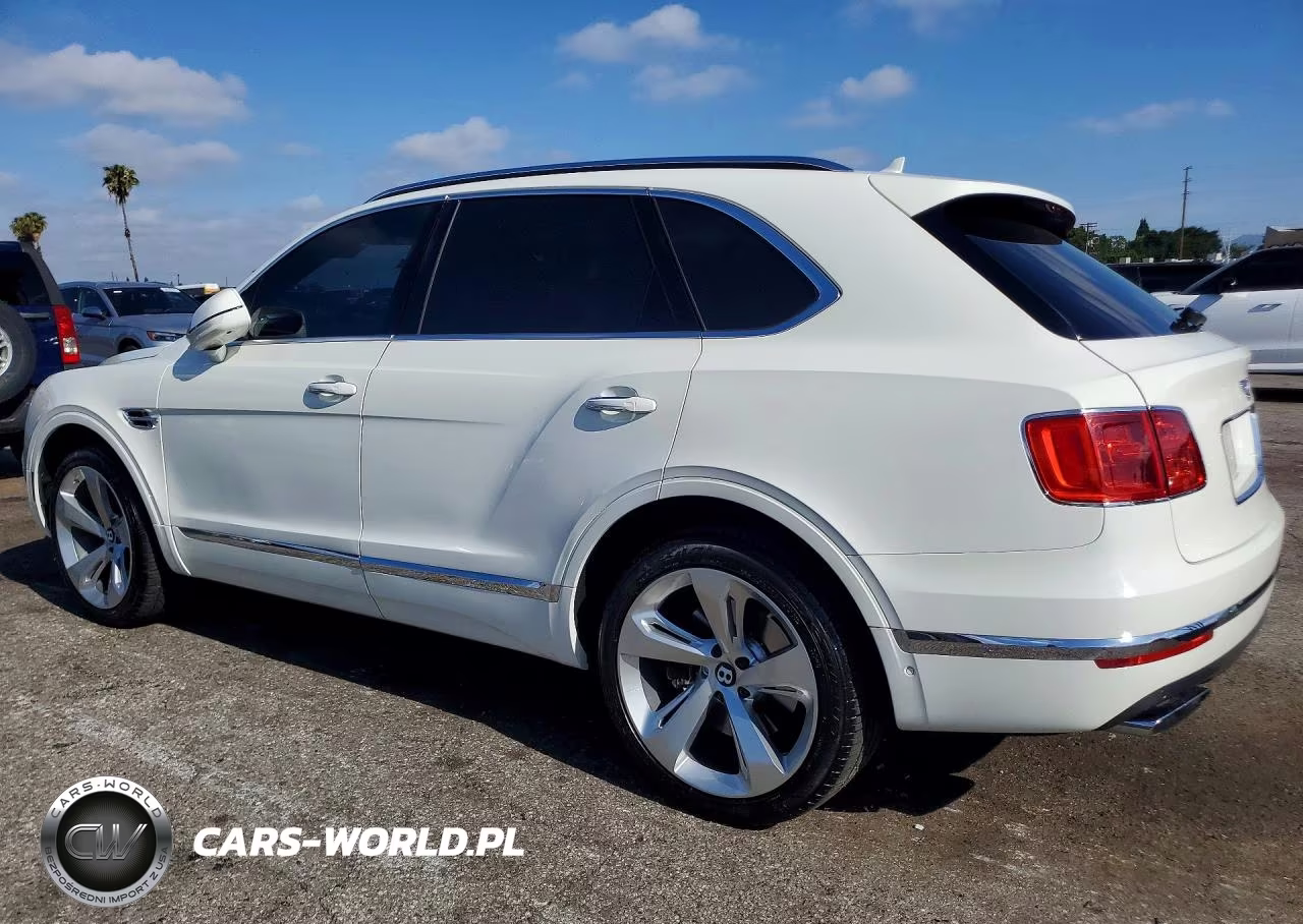2018 Bentley Bentayga VIN:SJAAC2ZV3JC017396 - 2