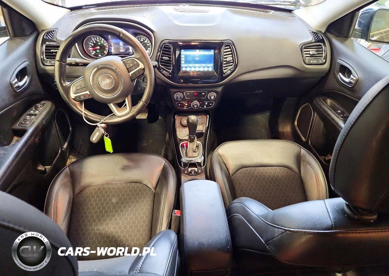 2018 Jeep Compass Latitude VIN:3C4NJDBB7JT453903 - 8