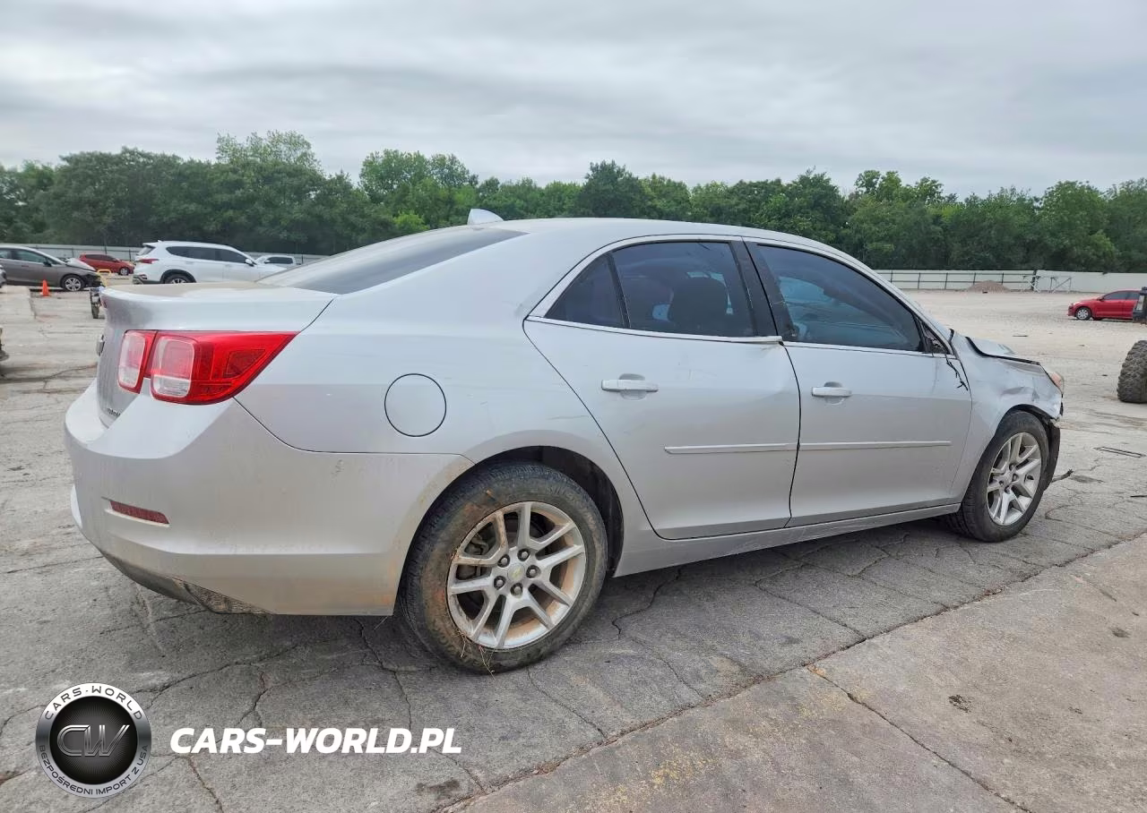 2014 Chevrolet Malibu 1Lt VIN:1G11C5SL1EF278810 - 3