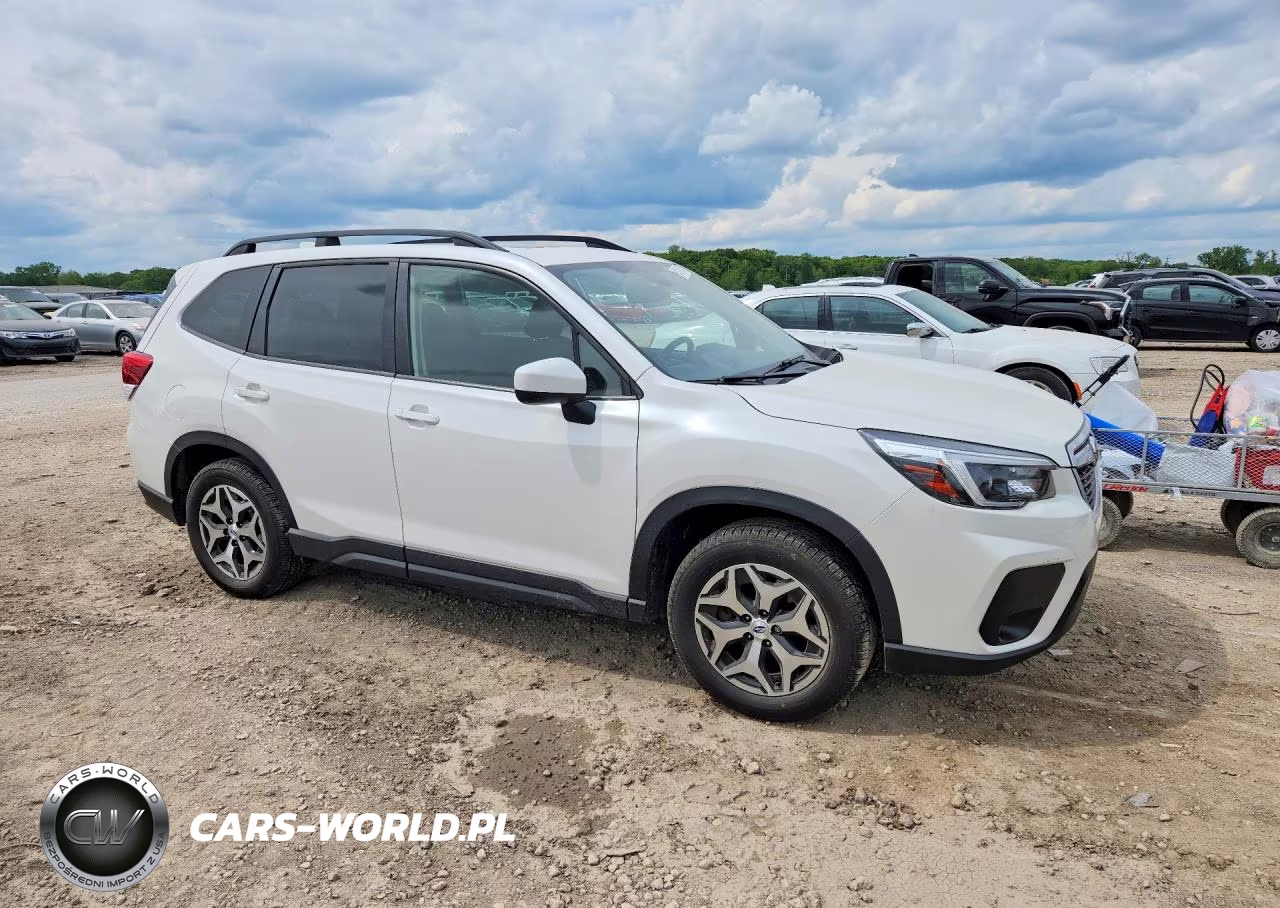2021 Subaru Forester Premium VIN:JF2SKAJC5MH506935 - 4