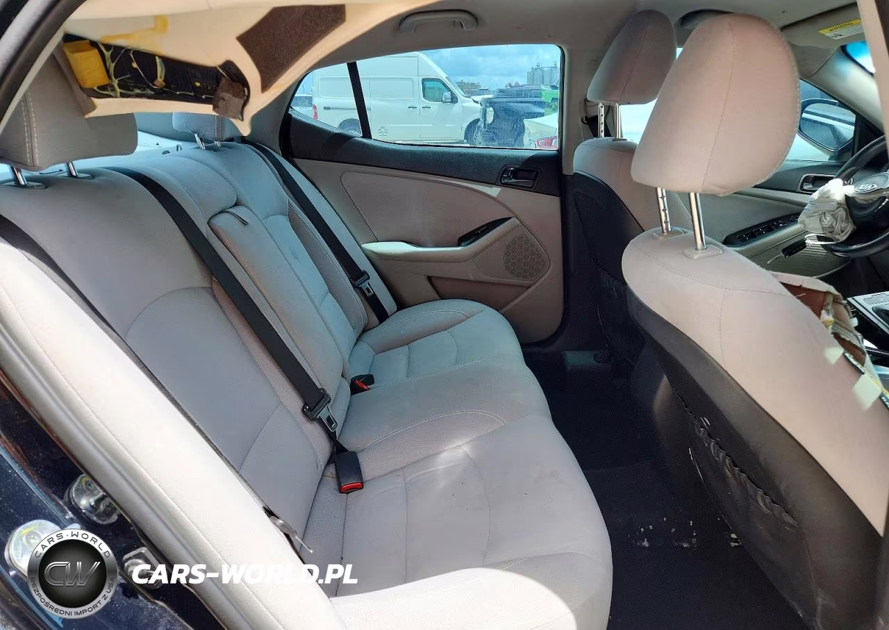 2015 Kia Optima Lx VIN:5XXGM4A75FG485166 - 10