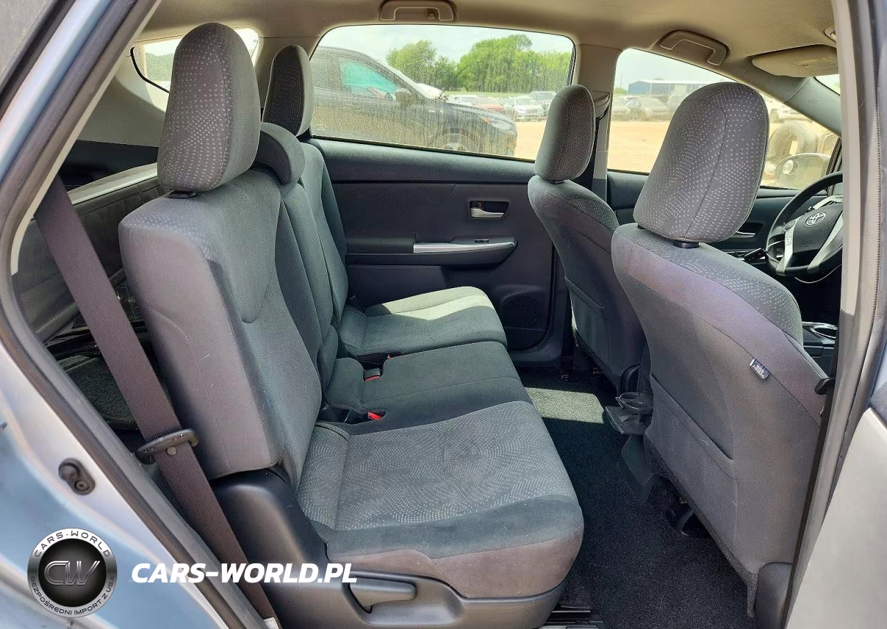 2014 Toyota Prius V Three VIN:JTDZN3EU4EJ006861 - 10