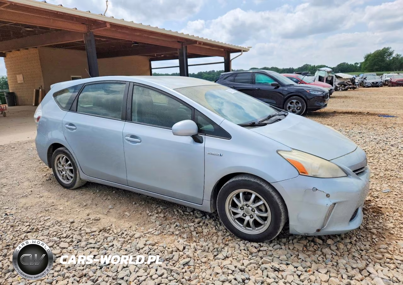 2014 Toyota Prius V Three VIN:JTDZN3EU4EJ006861 - 4