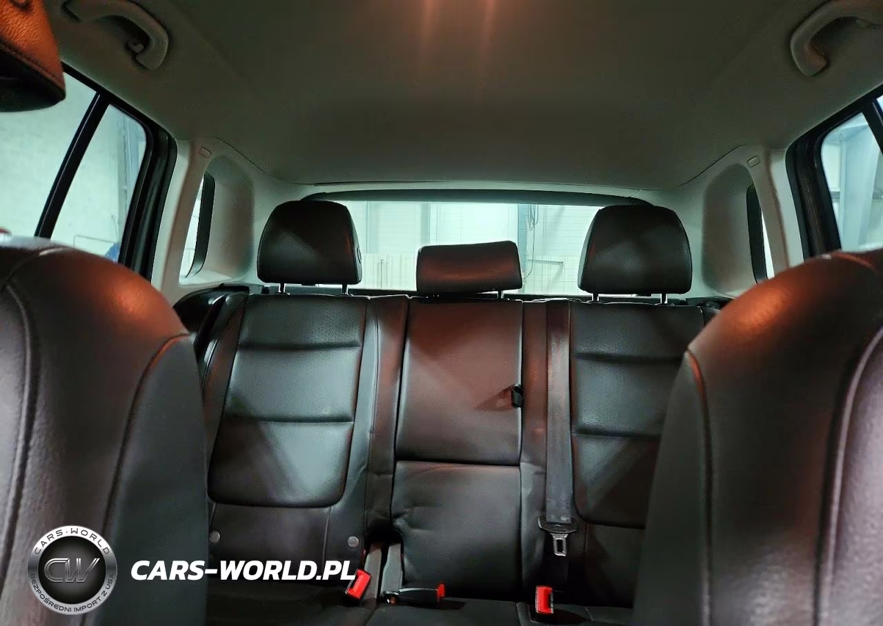 2014 Volkswagen Tiguan S VIN:WVGBV3AX8EW625883 - 10