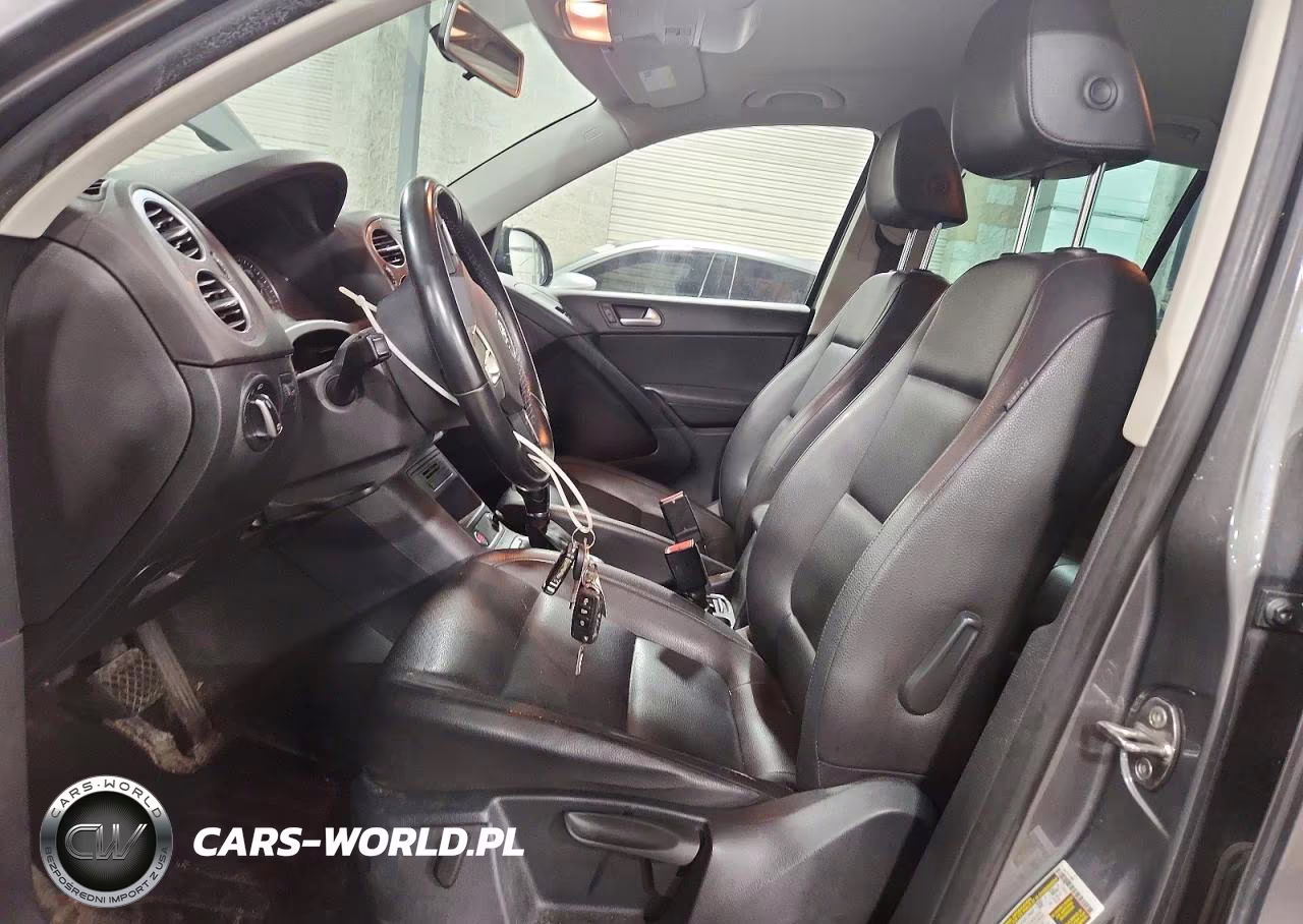 2014 Volkswagen Tiguan S VIN:WVGBV3AX8EW625883 - 7