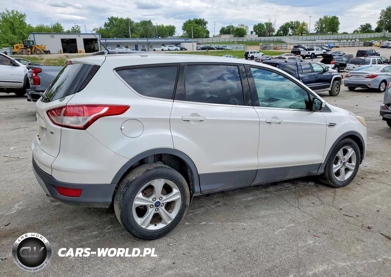 2016 Ford Escape Se VIN:1FMCU0G73GUA51415 - 3