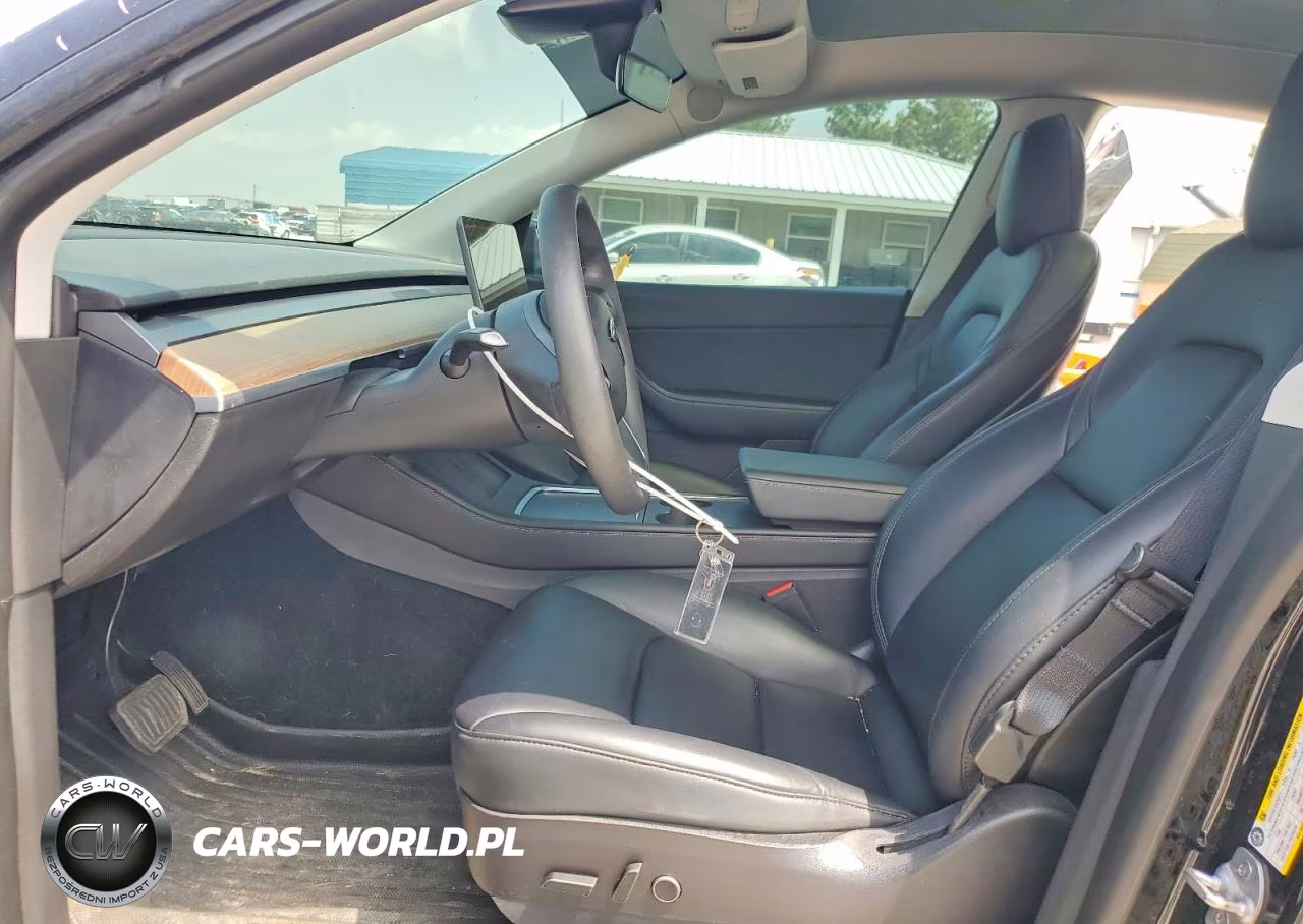 2022 Tesla Model Y VIN:7SAYGDEE3NF328499 - 7