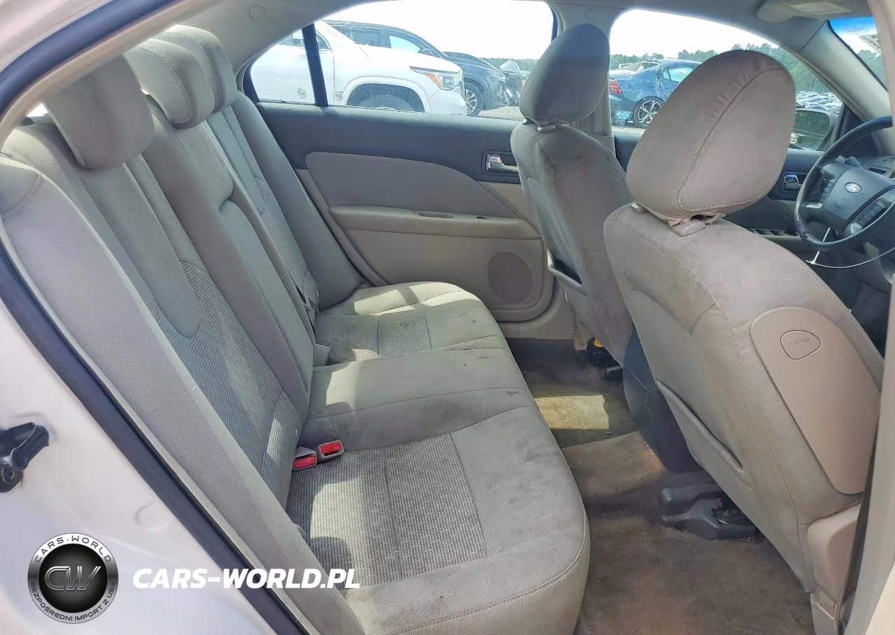 2010 Ford Fusion Se VIN:3FAHP0HA0AR297872 - 10