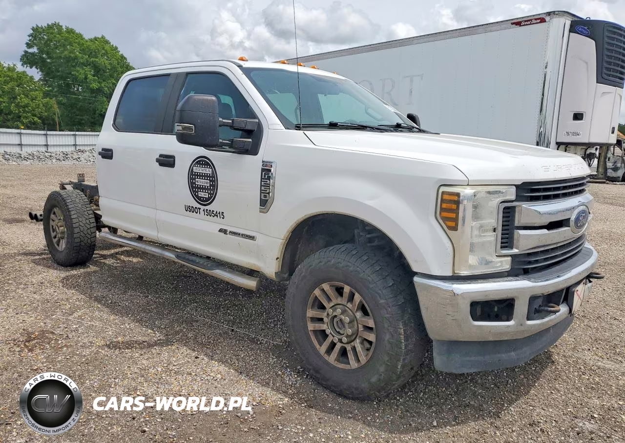 2019 Ford F250 Super Duty VIN:1FT7W2BTXKEC74120 - 4