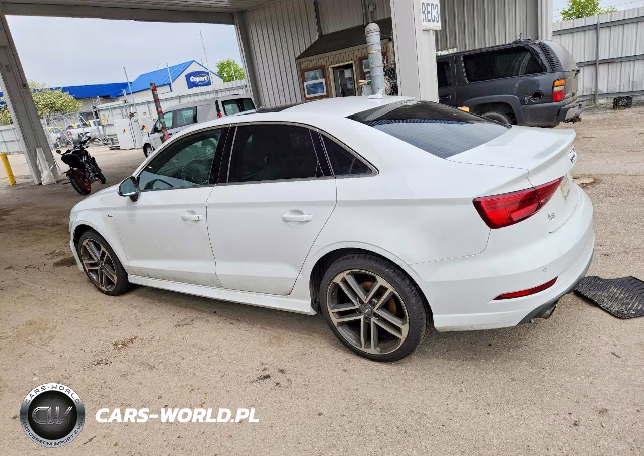 2018 Audi A3 Premium Plus VIN:WAUJ8GFF7J1017968 - 2
