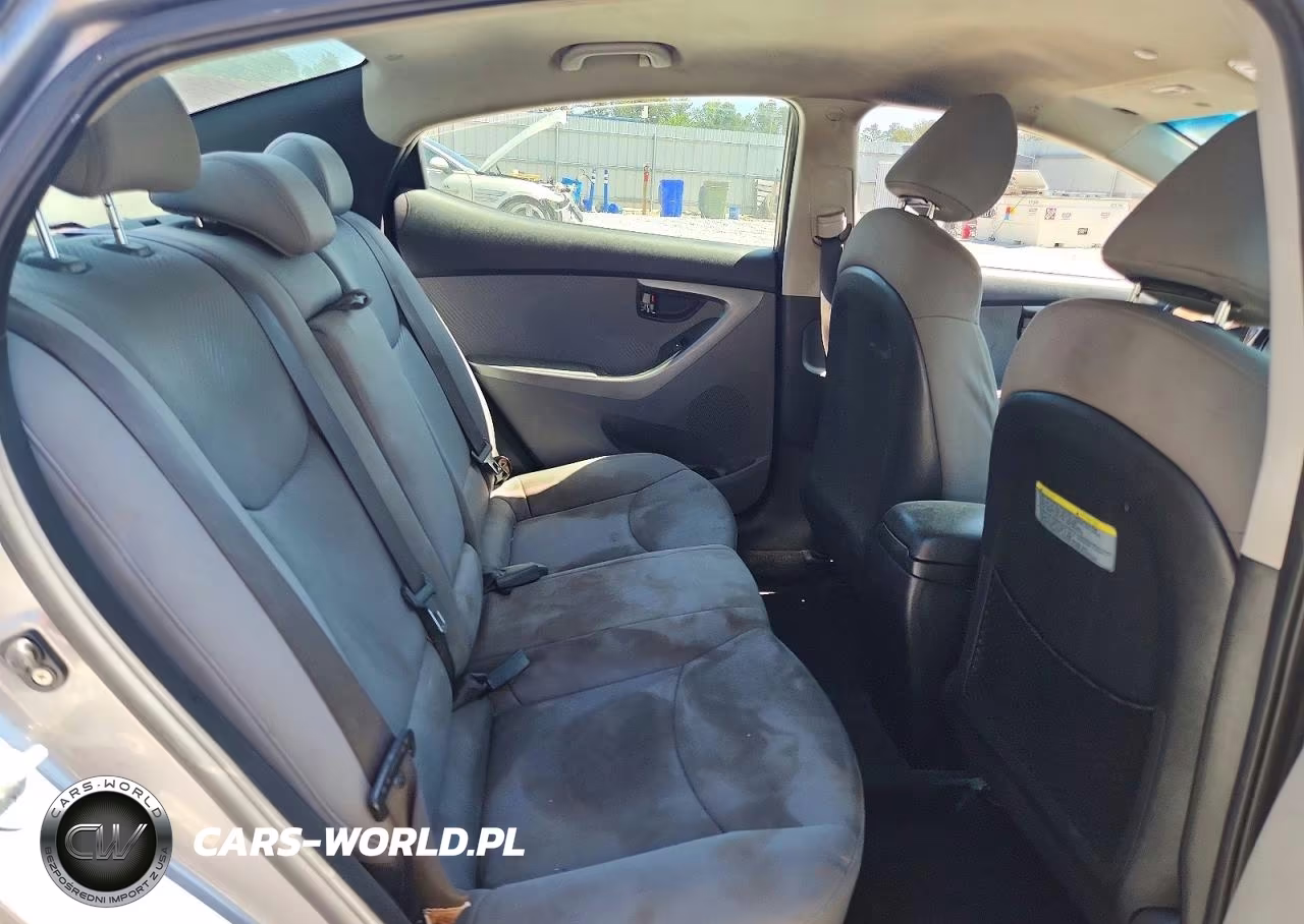 2011 Hyundai Elantra Gls VIN:KMHDH4AE3BU128557 - 10