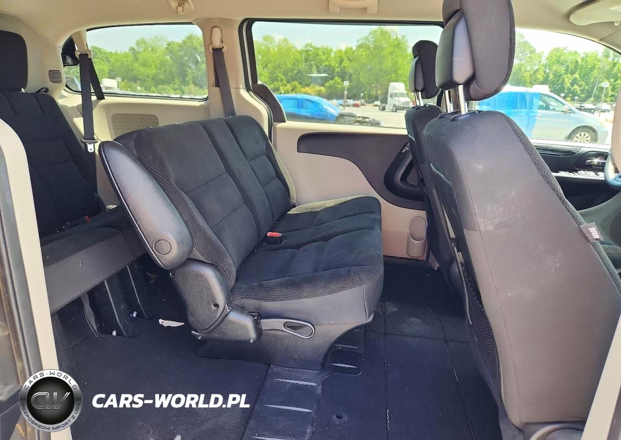 2018 Dodge Grand Caravan Se VIN:2C4RDGBG9JR259608 - 11