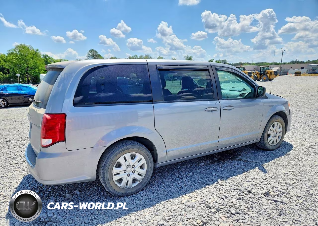 2018 Dodge Grand Caravan Se VIN:2C4RDGBG9JR259608 - 3
