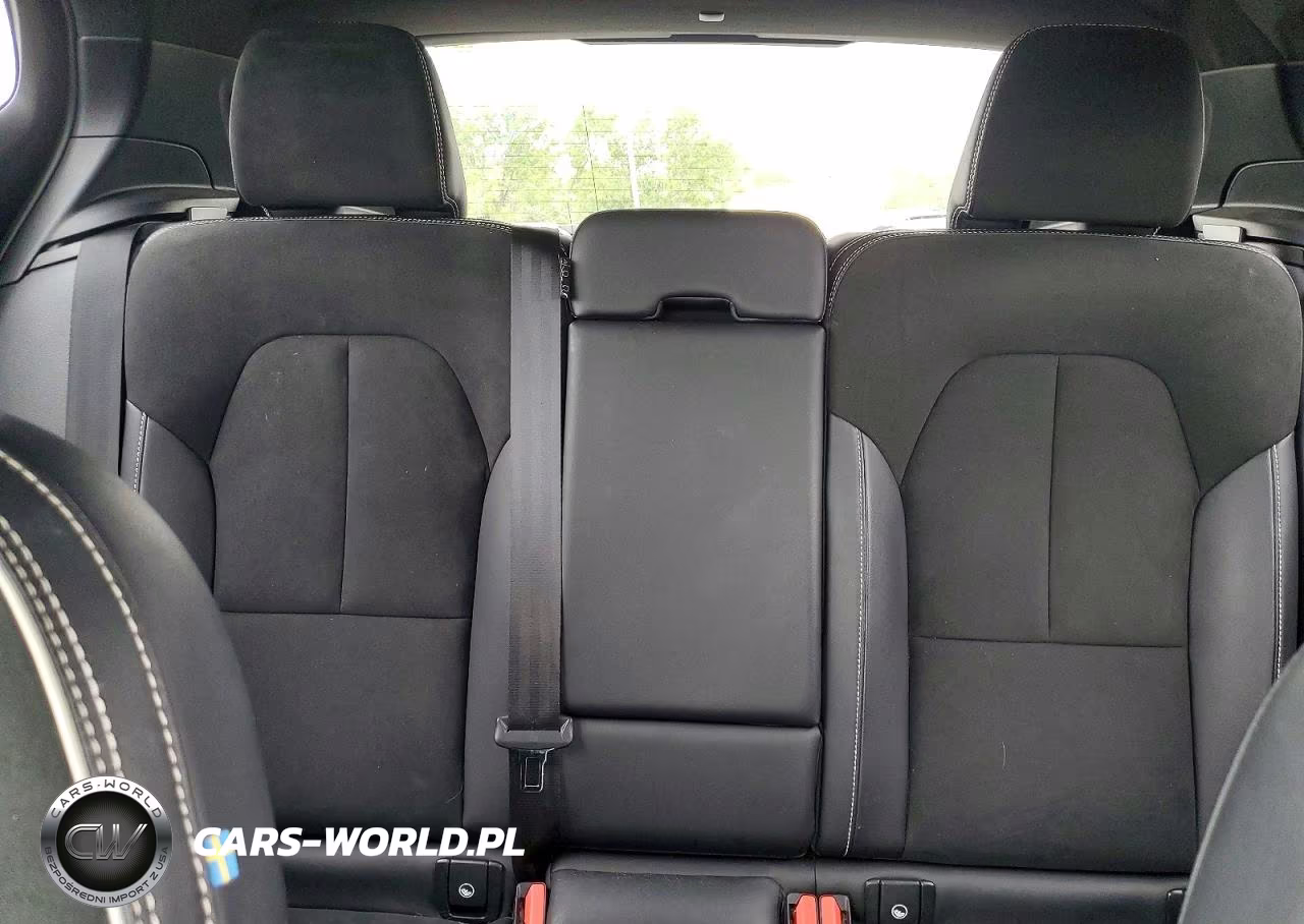2022 Volvo Xc40 T5 R-Design VIN:YV4162UM1N2701215 - 10