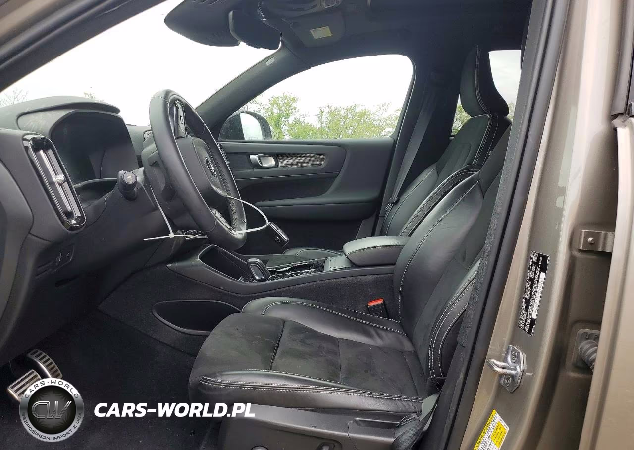 2022 Volvo Xc40 T5 R-Design VIN:YV4162UM1N2701215 - 7