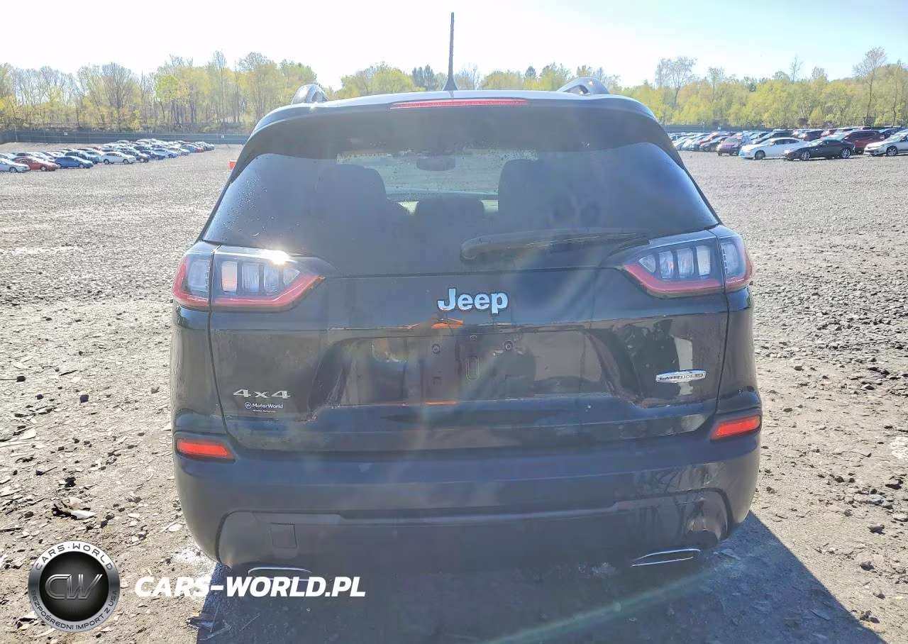 2022 Jeep Cherokee Latitude Lux VIN:1C4PJMMX8ND511644 - 6