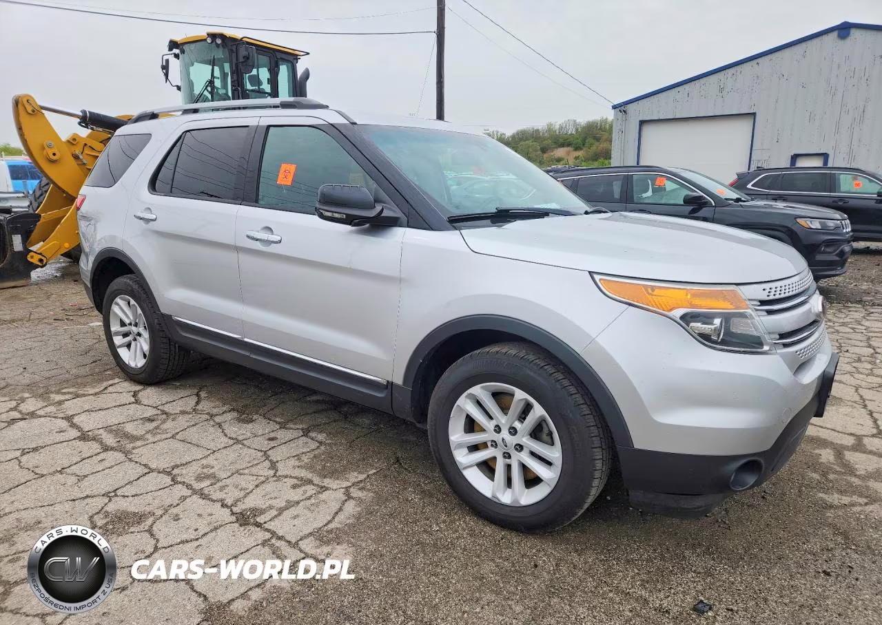 2013 Ford Explorer Xlt VIN:1FM5K8D84DGC91318 - 4