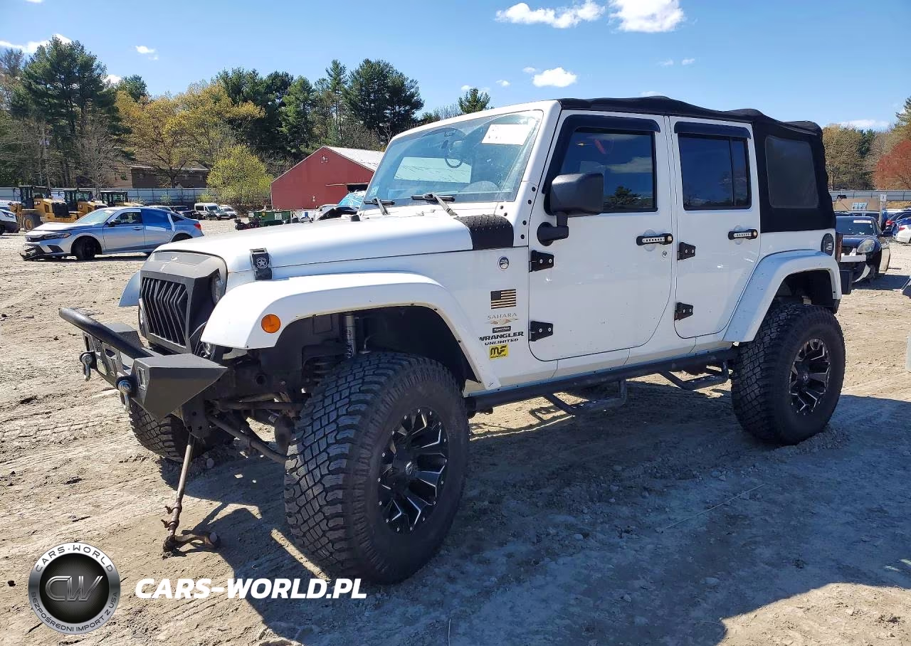 2015 Jeep Wrangler Unlimited Sahara – zdjęcie 1 z 13