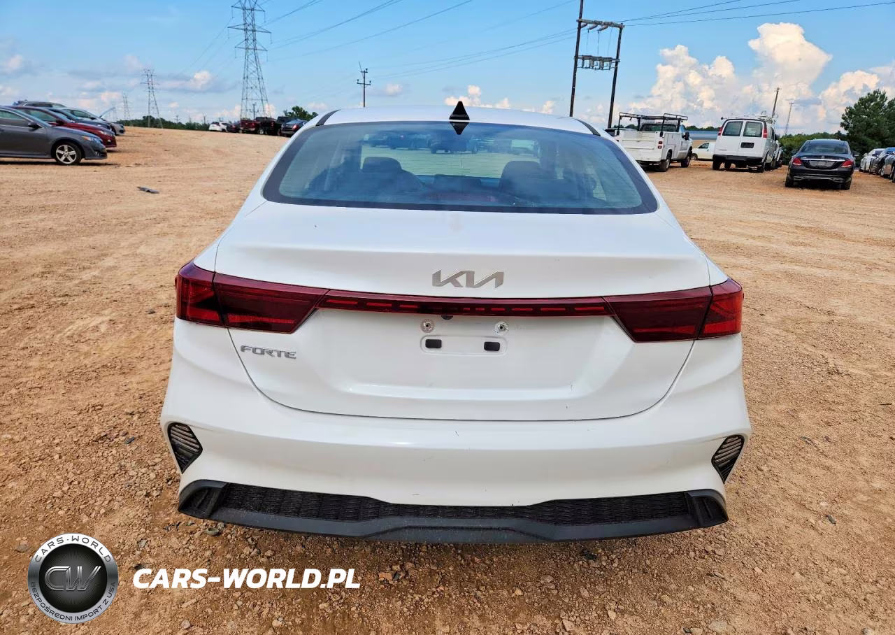 2022 Kia Forte Lxs VIN:3KPF24AD5NE467359 - 6