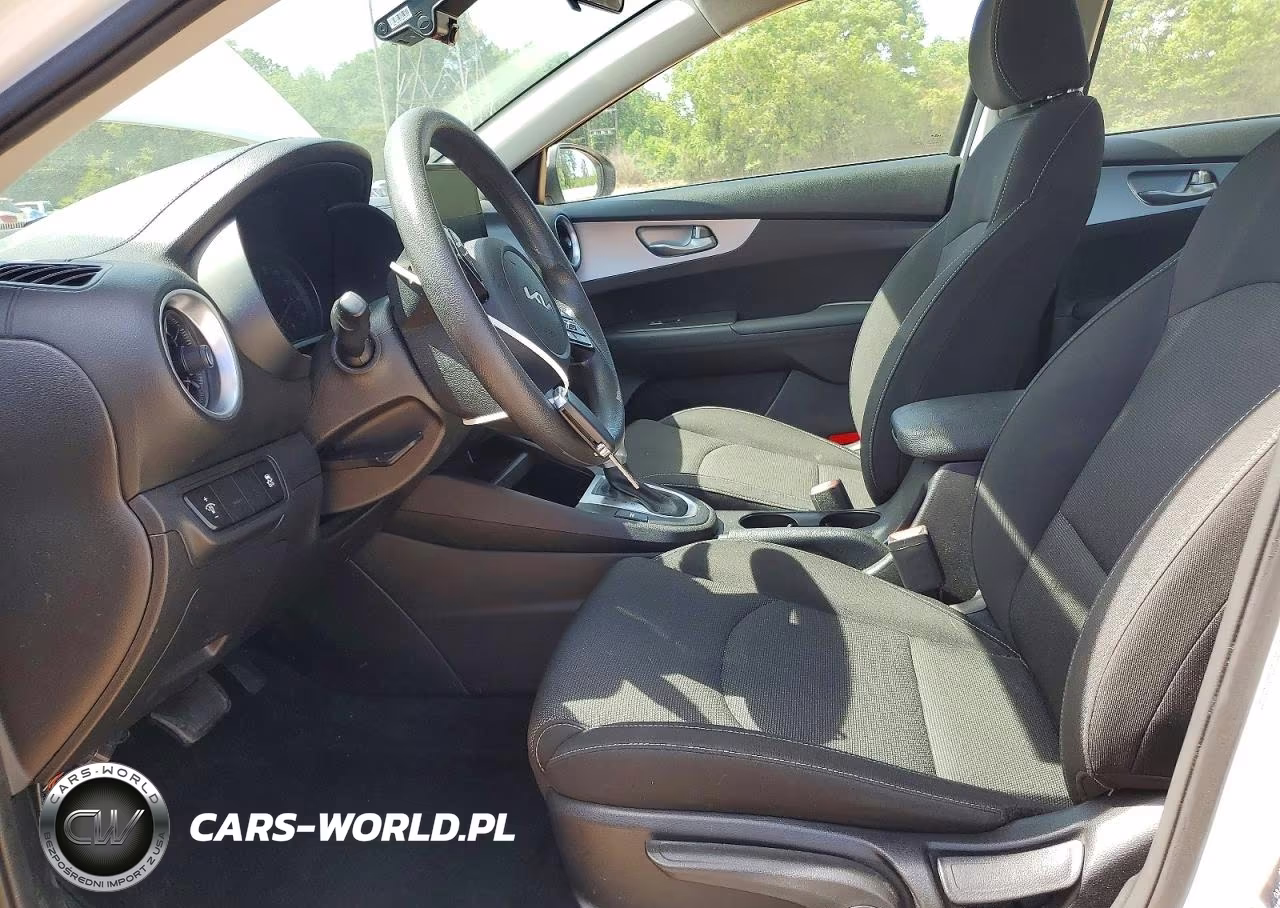 2022 Kia Forte Lxs VIN:3KPF24AD5NE467359 - 7