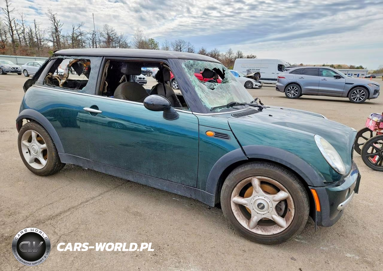 2003 Mini Cooper VIN:WMWRC334X3TJ52768 - 4