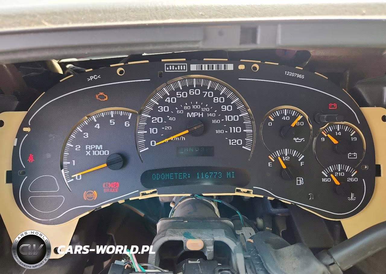 2003 GMC Yukon VIN:1GKEK13T63R203796 - 9
