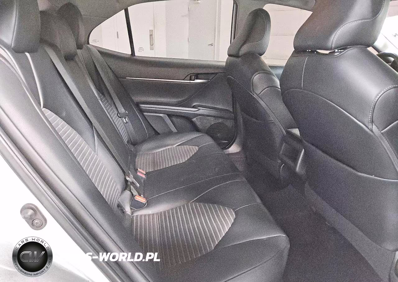 2021 Toyota Camry Se VIN:4T1G11AK8MU437160 - 10
