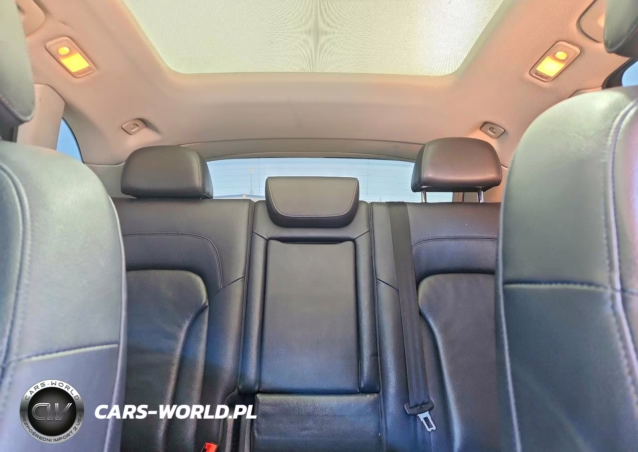 2016 Audi Q5 Premium VIN:WA1C2AFP8GA039998 - 10