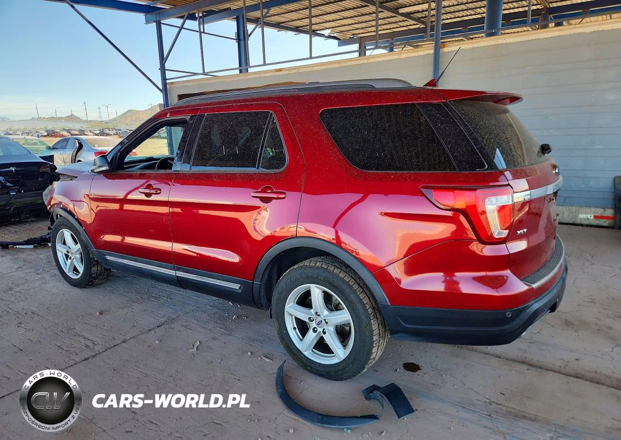 2018 Ford Explorer Xlt VIN:1FM5K7D89JGC49135 - 2