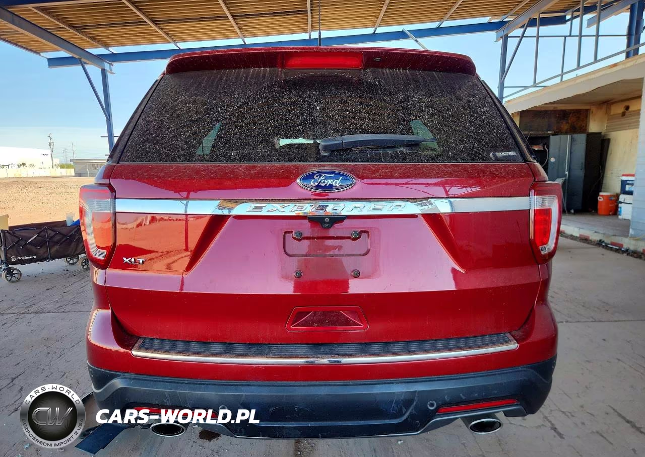 2018 Ford Explorer Xlt VIN:1FM5K7D89JGC49135 - 6