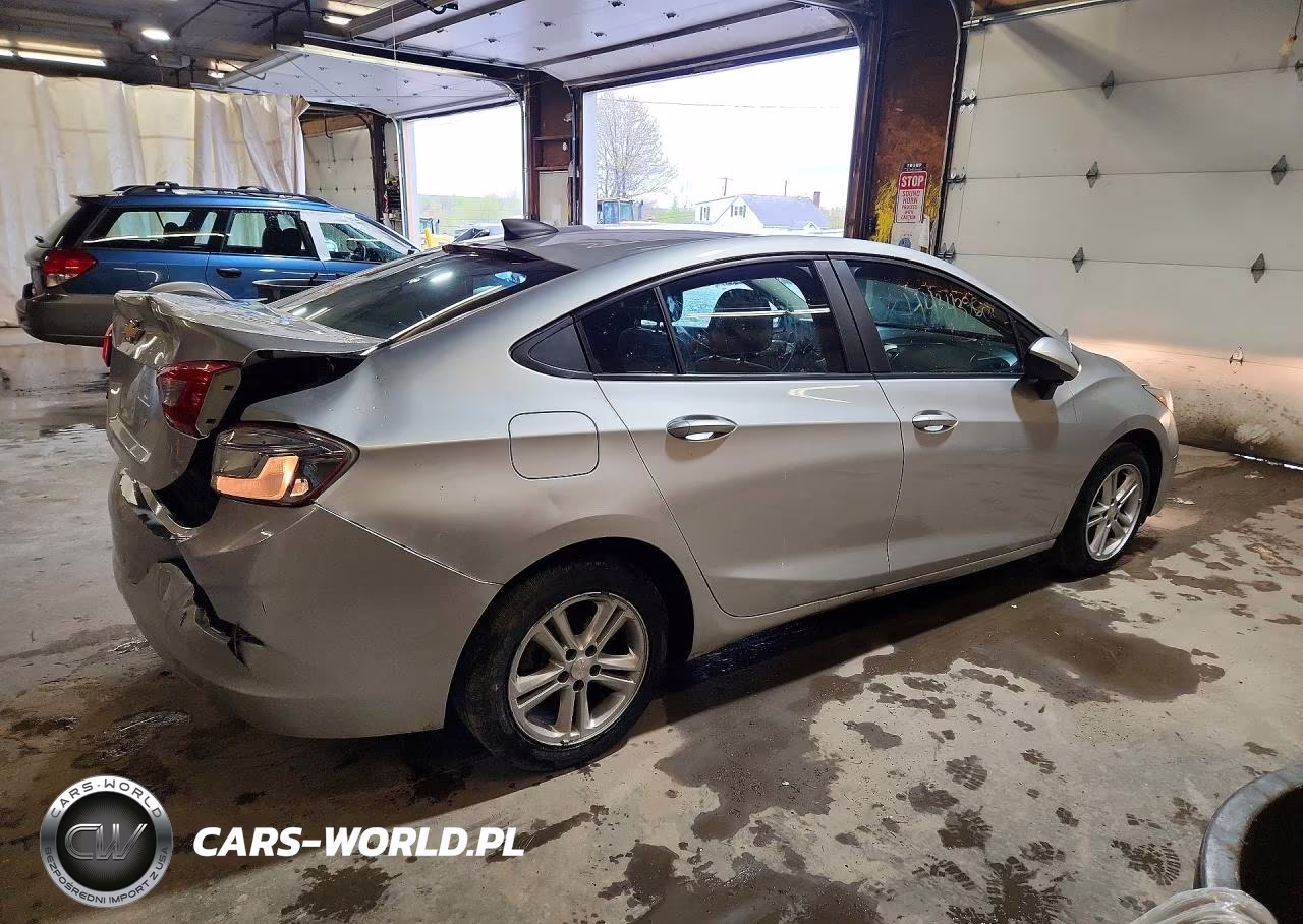 2017 Chevrolet Cruze Ls VIN:1G1BC5SM5H7224888 - 3