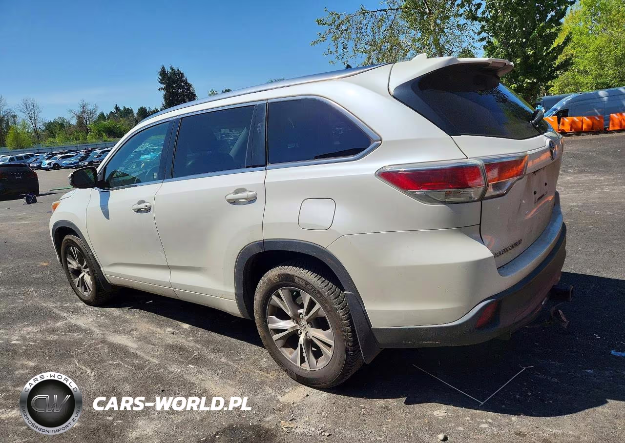 2015 Toyota Highlander Xle VIN:5TDJKRFH5FS097167 - 2