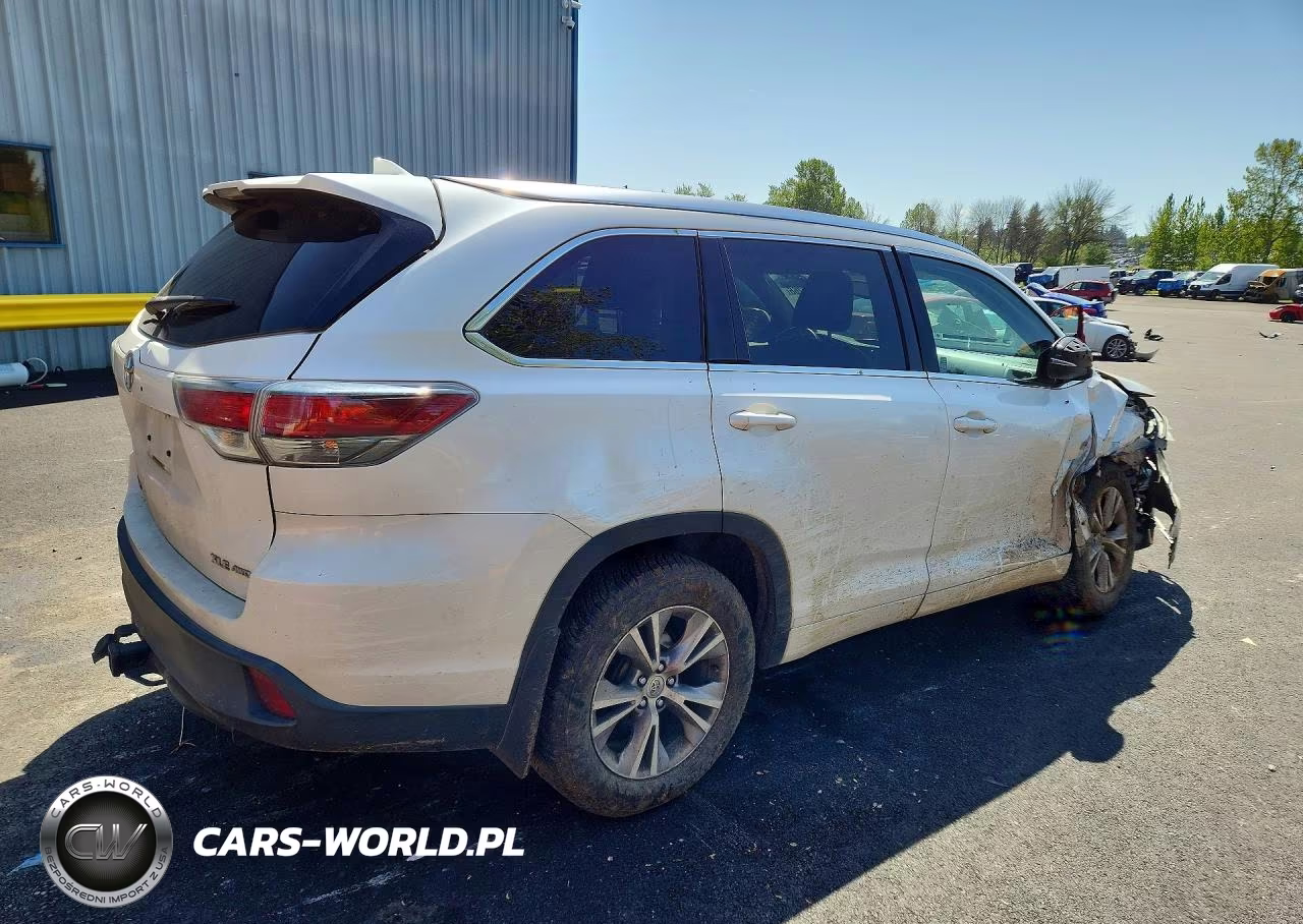 2015 Toyota Highlander Xle VIN:5TDJKRFH5FS097167 - 3