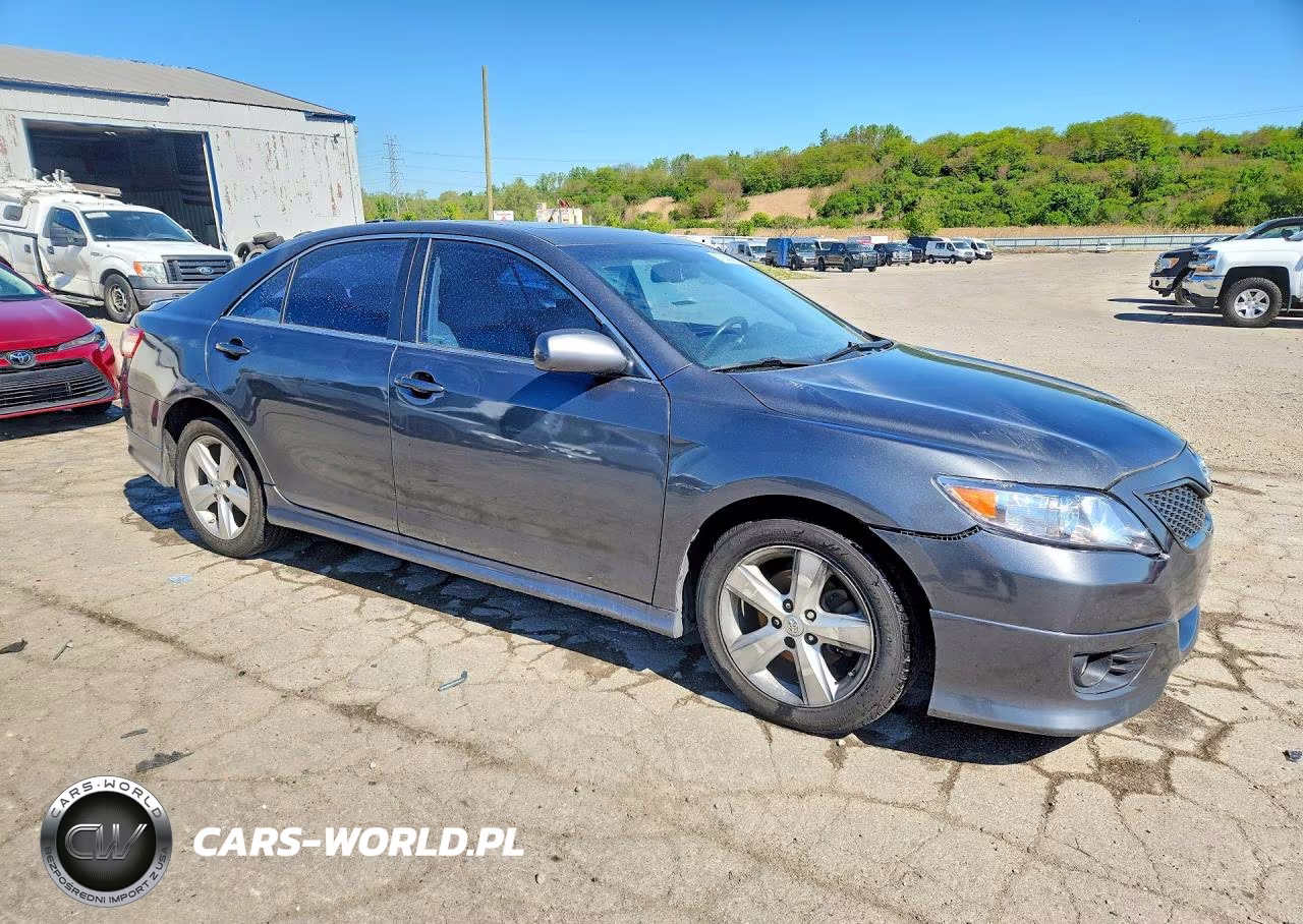 2011 Toyota Camry Se VIN:4T1BF3EKXBU620140 - 4