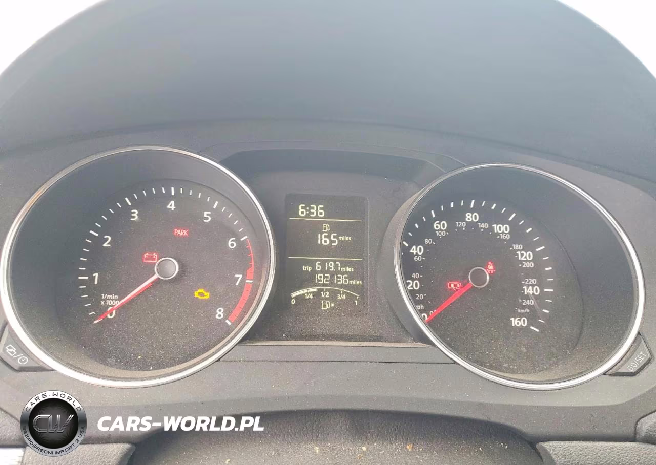 2018 Volkswagen Jetta S VIN:3VW167AJ1JM222710 - 9