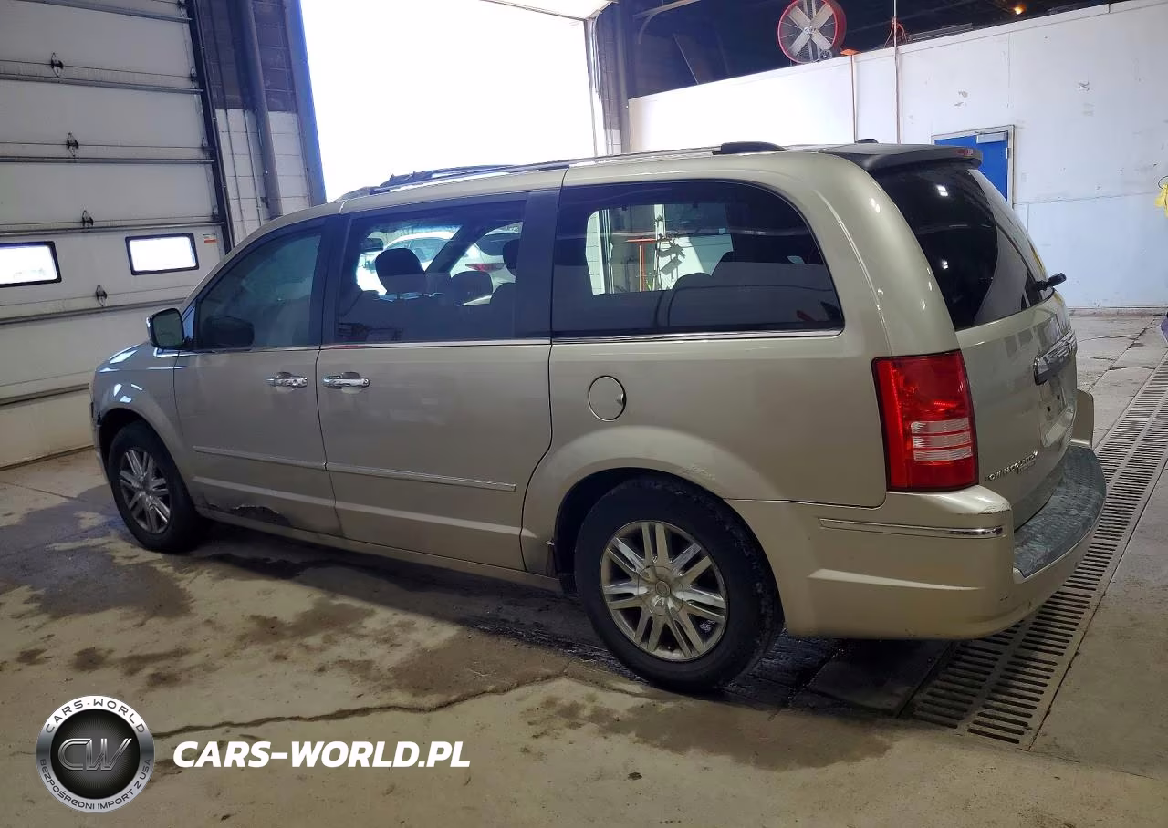 2008 Chrysler Town & Country Limited VIN:2A8HR64X48R823155 - 2
