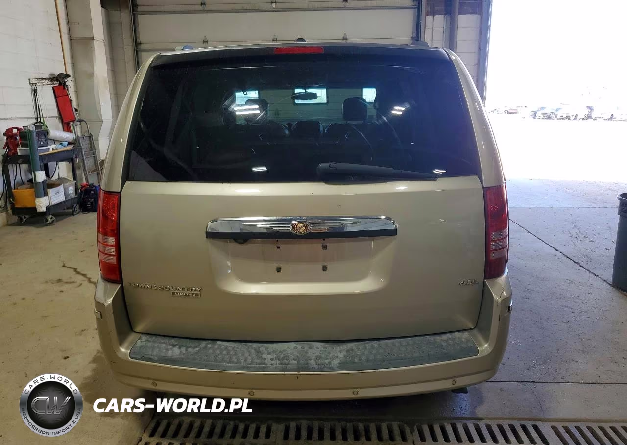 2008 Chrysler Town & Country Limited VIN:2A8HR64X48R823155 - 6