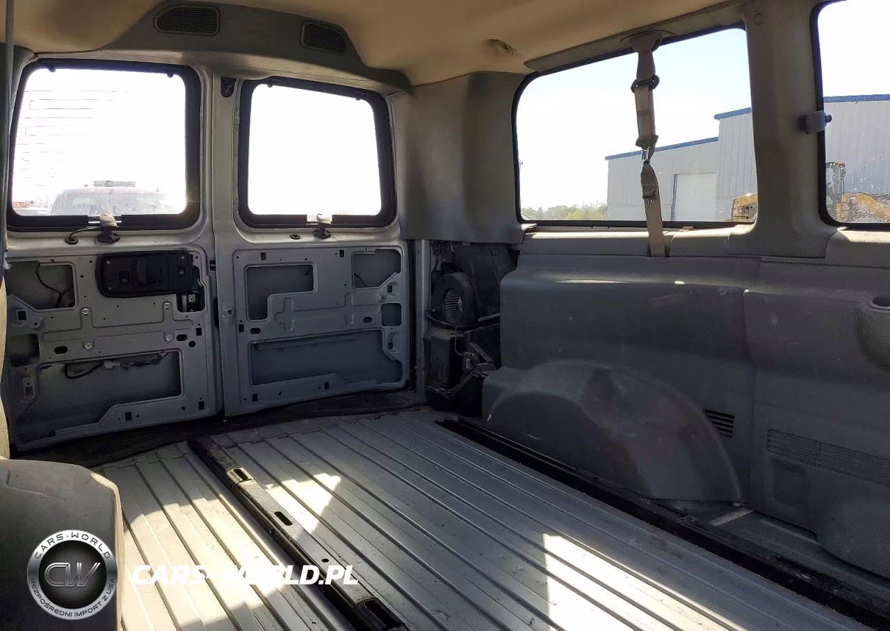 2014 Chevrolet Express G1500 Ls VIN:1GNSGBF49E1184924 - 11