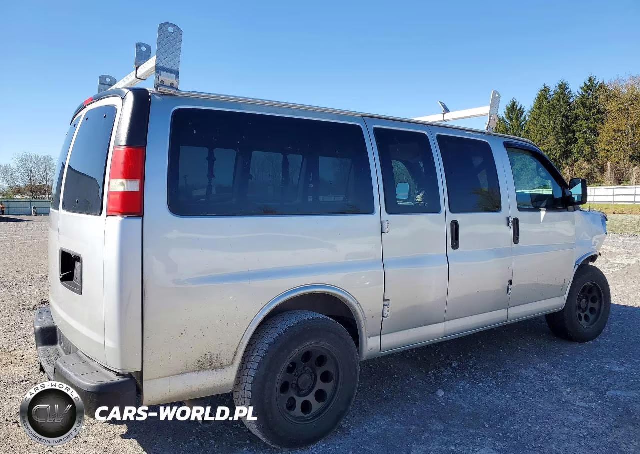 2014 Chevrolet Express G1500 Ls VIN:1GNSGBF49E1184924 - 3