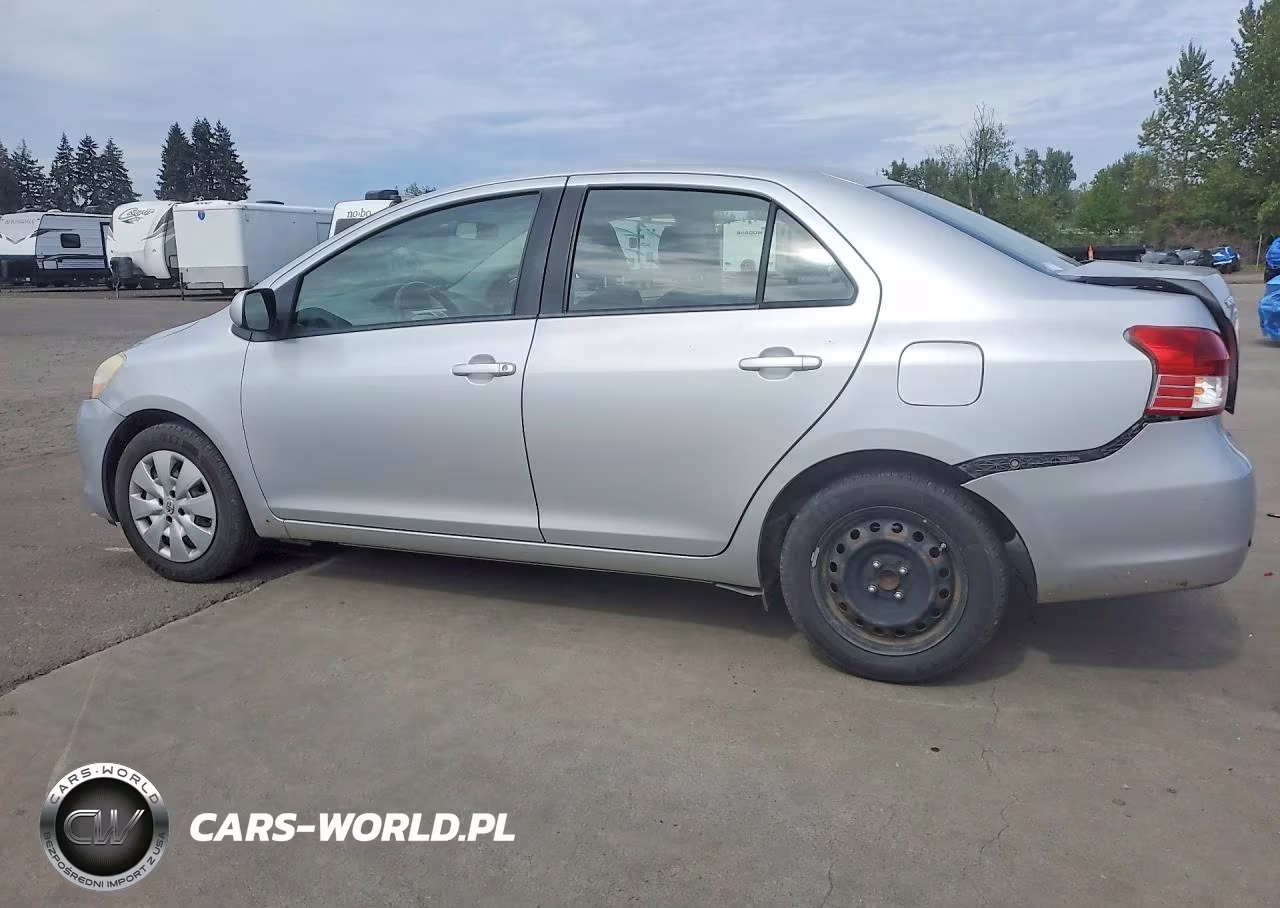 2011 Toyota Yaris Base VIN:JTDBT4K36B1407591 - 2