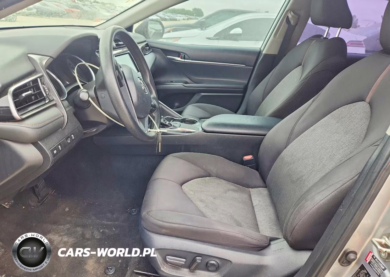 2019 Toyota Camry Le VIN:4T1B11HK0KU770594 - 7