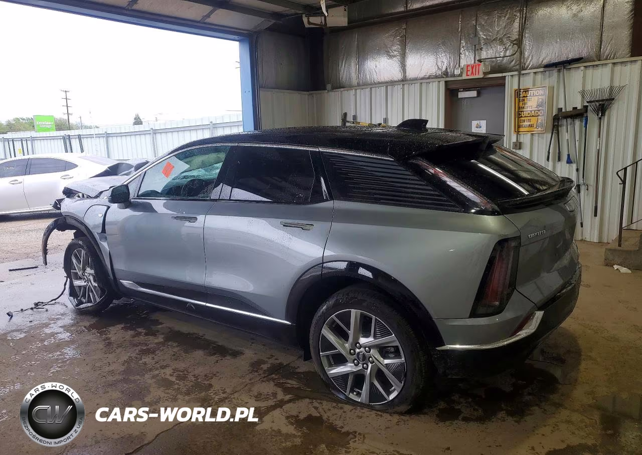 2025 Cadillac Optiq Luxury VIN:3GYK3DMR5SS266717 - 2
